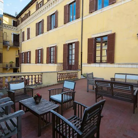 Pantheon - Domus Artis Ii Apartman